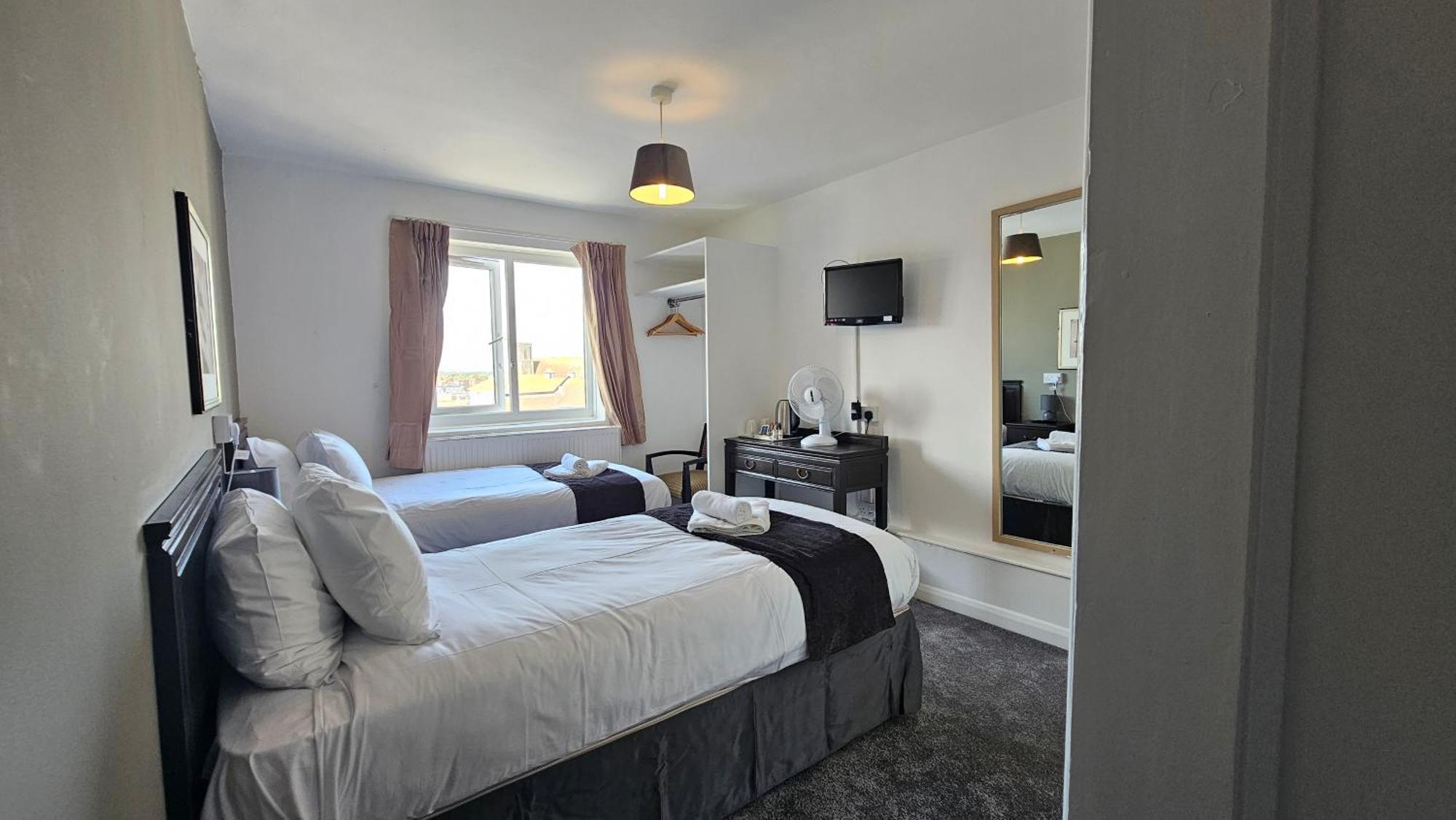 The Strand Hotel Eastbourne Exteriör bild